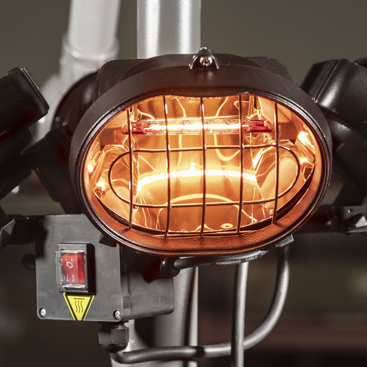 Dellonda Folding Parasol / Gazebo Infrared Heater 1800w 230v