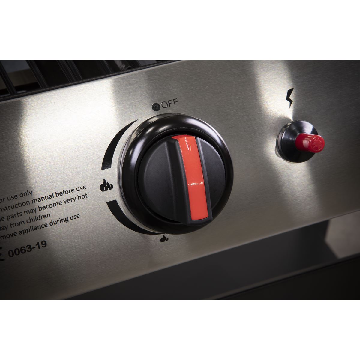 Dellonda 4 Burner Gas BBQ Grill with Piezo Ignition & Thermometer