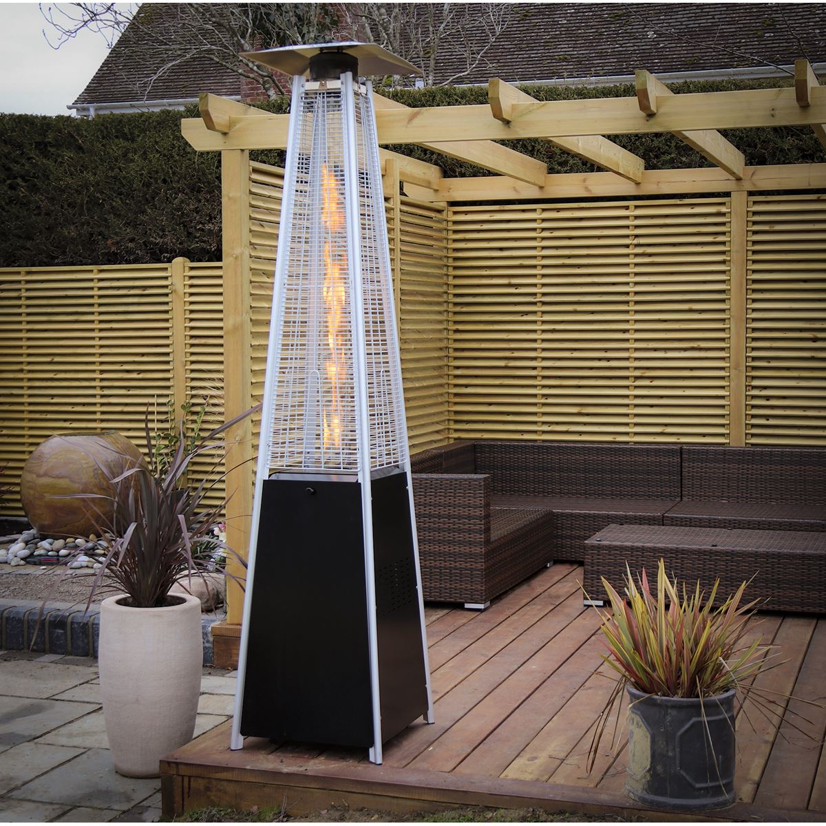 Dellonda Pyramid Gas Outdoor Garden Patio Heater 13kW Commercial & Home Use