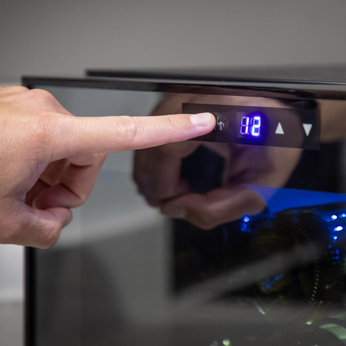 Baridi 8 Bottle Tabletop Wine Fridge & Cooler