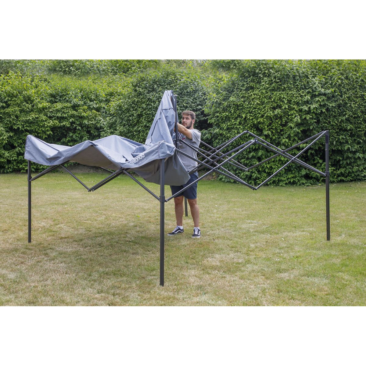 Dellonda Grey Premium 3 x 3m Pop-Up Gazebo, PVC Coated, Water Resistant Fabric, Supplied with Carry Bag & Accesories