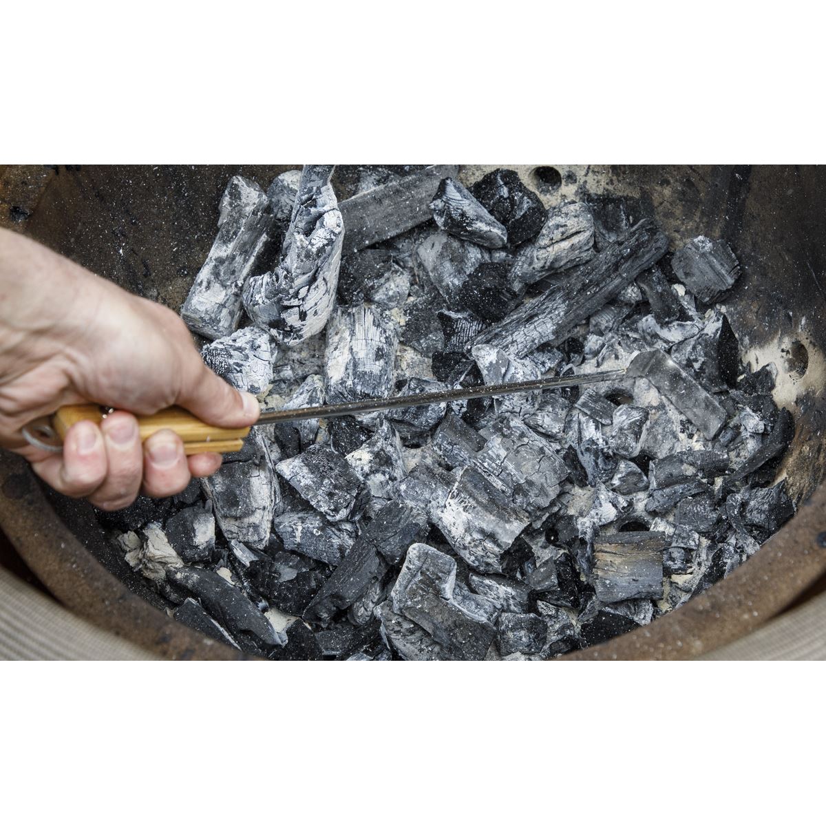 Dellonda Ash Scraper Tool for Kamado BBQs