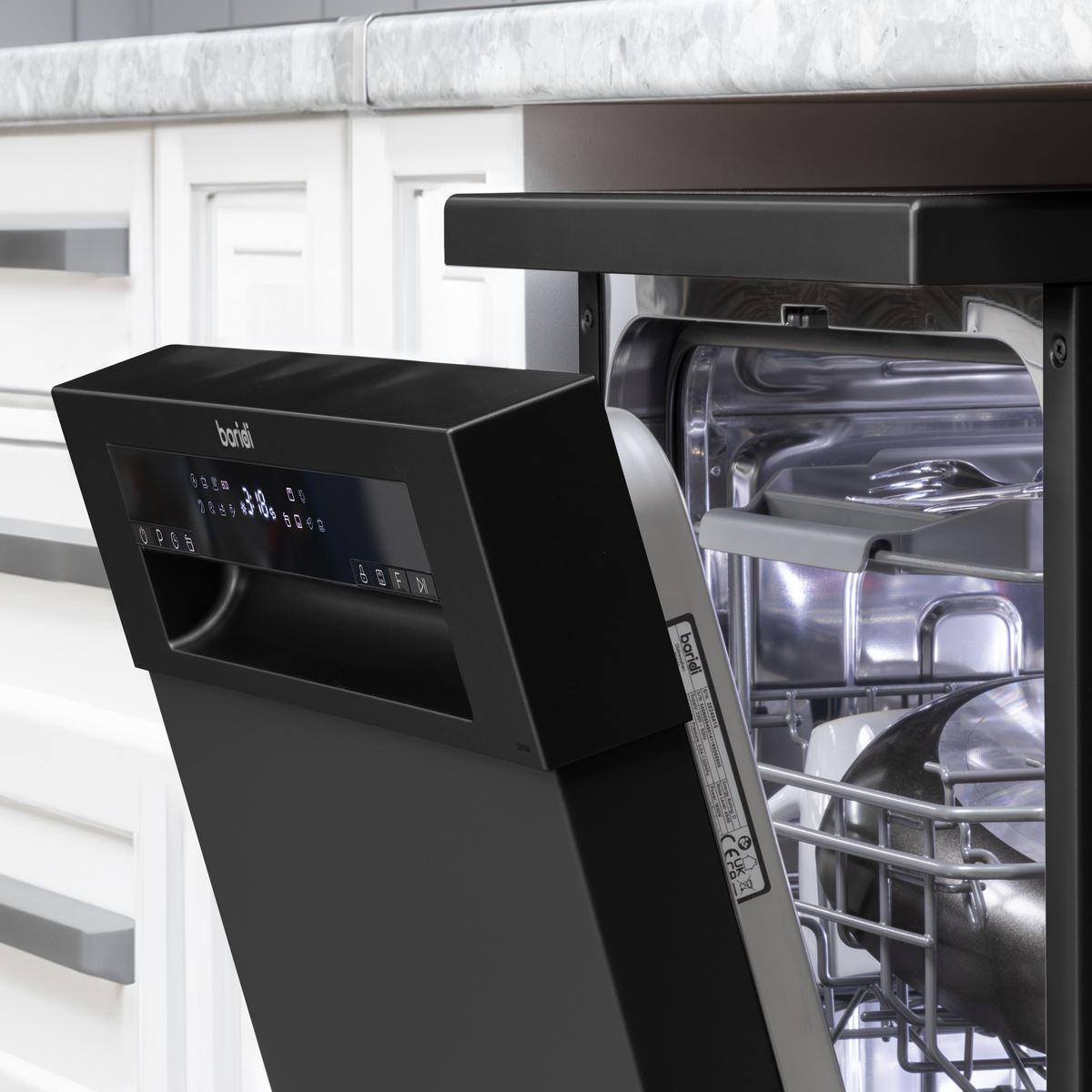 Slimline Freestanding Dishwasher 45cm Wide 10 Place Settings - Black
