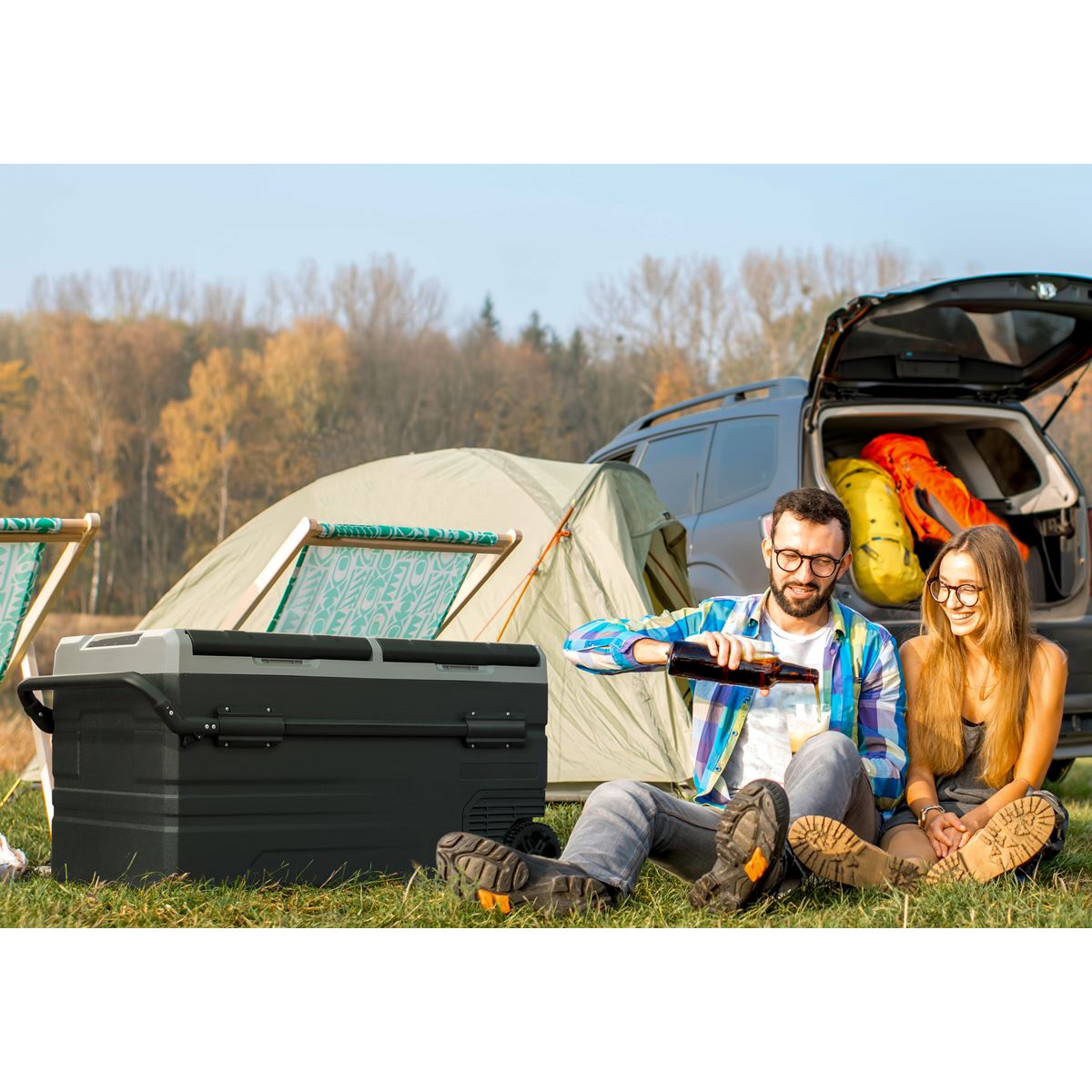 Dellonda Portable Fridge Freezer / Cool Box with LED Display 95L