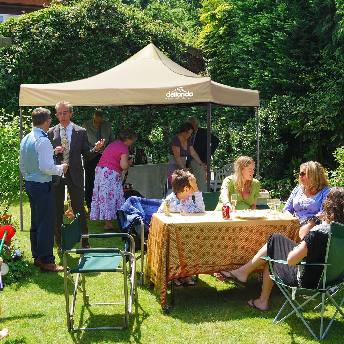 Dellonda Beige Premium 3 x 3m Pop-Up Gazebo, PVC Coated, Water Resistant Fabric, Supplied with Carry Bag & Accesories