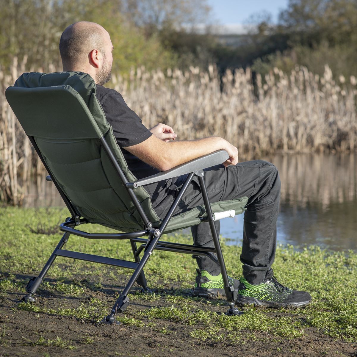 Dellonda Outdoor Portable Reclining Chair with Armrests