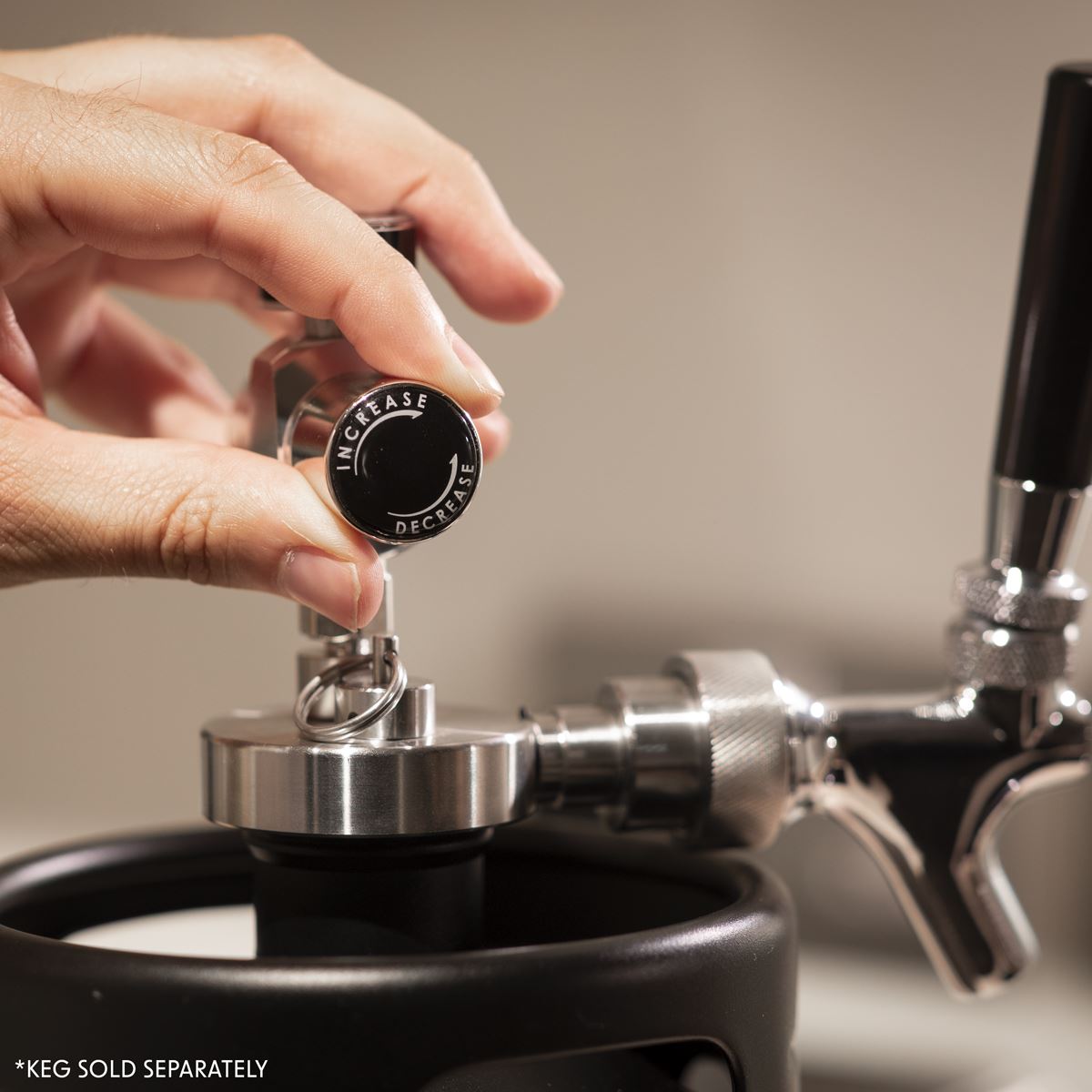 Baridi Mini Keg UK Beer Tap and CO2 Regulator