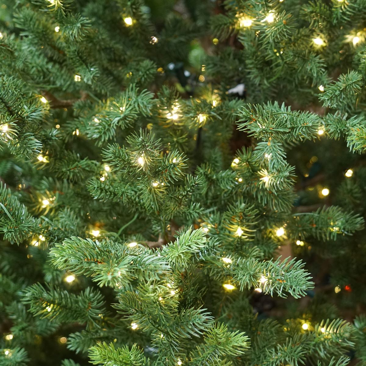 Dellonda Pre-Lit Hinged Christmas Tree with 350 Warm White LED Lights 7ft(210cm)