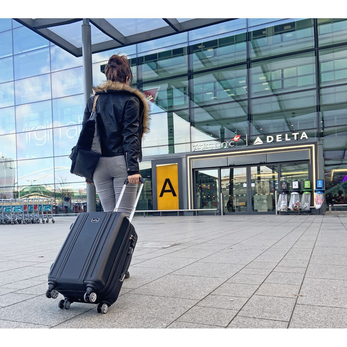 Dellonda Lightweight ABS Luggage Set with TSA Lock - Black